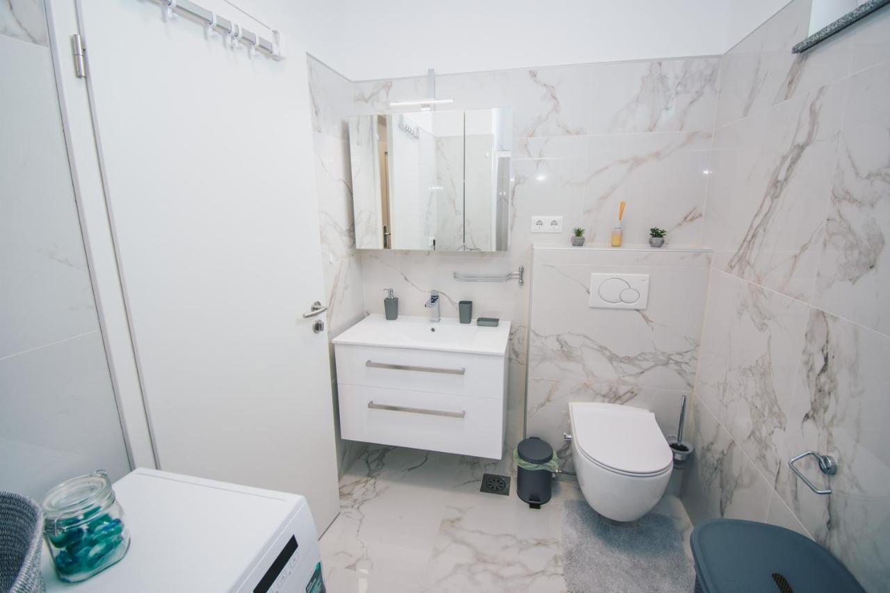 L Apartment Maribor Eksteriør billede